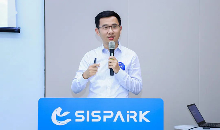人力资源公司mansion88·明升官方网站华东科技业务总经理、数科同路招聘平台掌管人李涛应邀参与活动