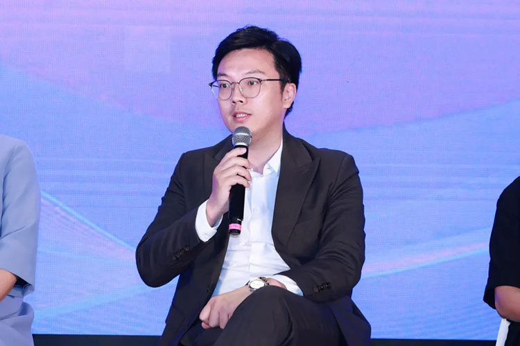 人力资源公司mansion88·明升官方网站海表招聘总经理林伟东就出海趋向进行了分享